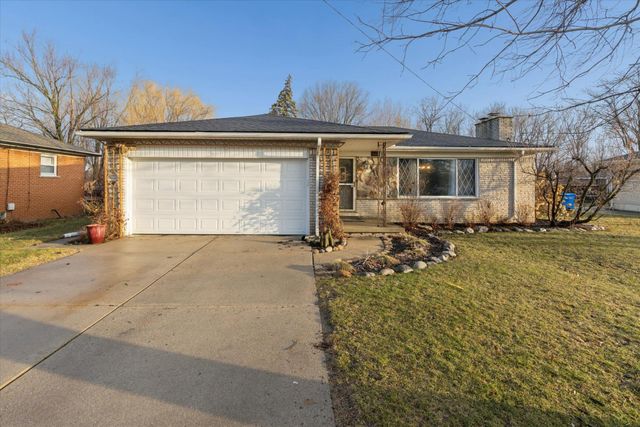 640 W Girard Avenue, Madison Heights, MI 48071