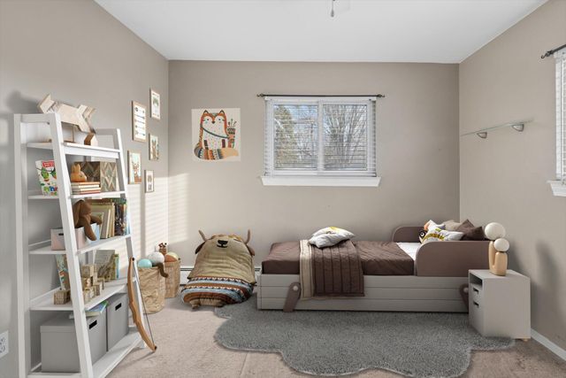 640 W Girard Avenue, Madison Heights, MI 48071