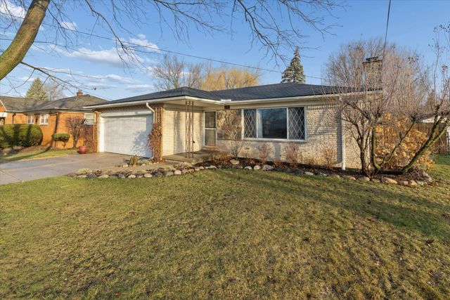 640 W Girard Avenue, Madison Heights, MI 48071