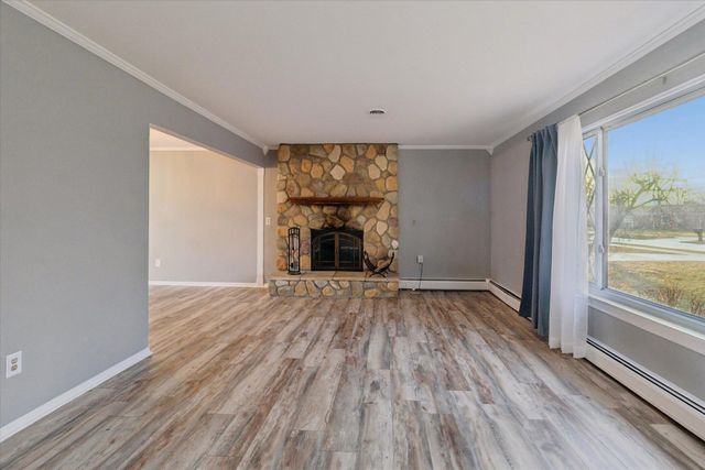 640 W Girard Avenue, Madison Heights, MI 48071