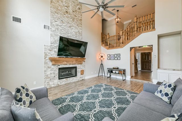 11642 Cypresswood Drive, Houston, TX 77070