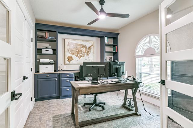 11642 Cypresswood Drive, Houston, TX 77070