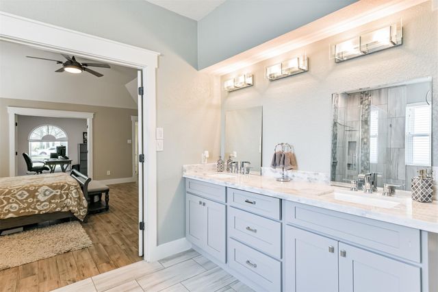 11642 Cypresswood Drive, Houston, TX 77070