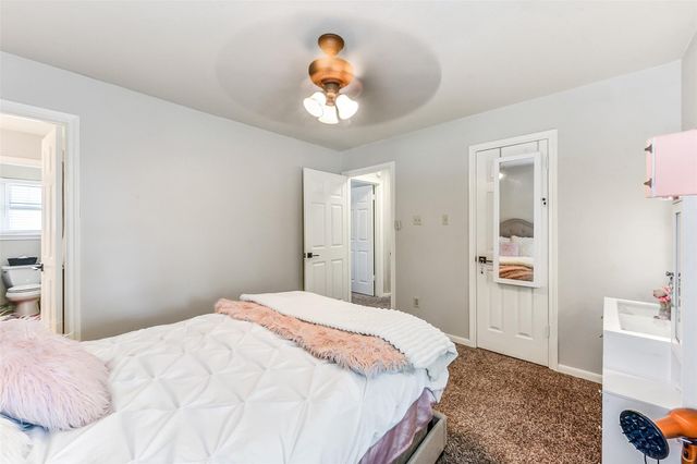 11642 Cypresswood Drive, Houston, TX 77070