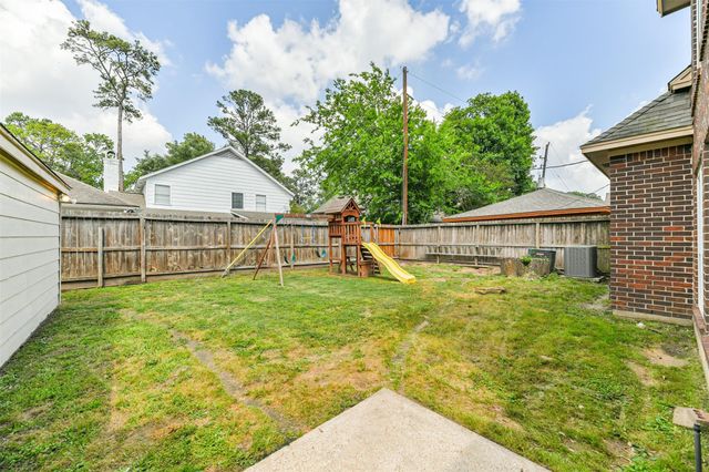 11642 Cypresswood Drive, Houston, TX 77070