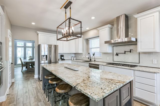 11642 Cypresswood Drive, Houston, TX 77070