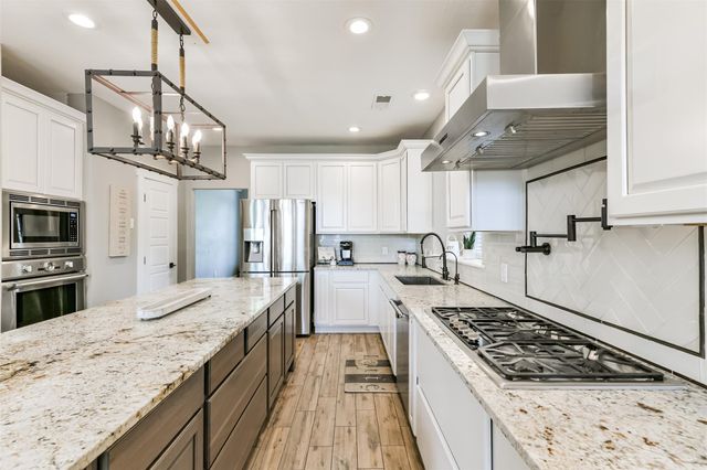 11642 Cypresswood Drive, Houston, TX 77070