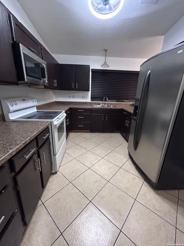 2615 Lakebriar, San Antonio, TX 78222