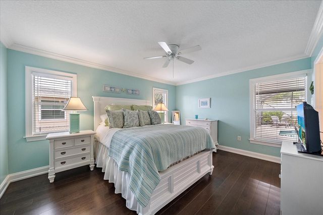 2843 NEW ENGLAND STREET, Sarasota, FL 34231