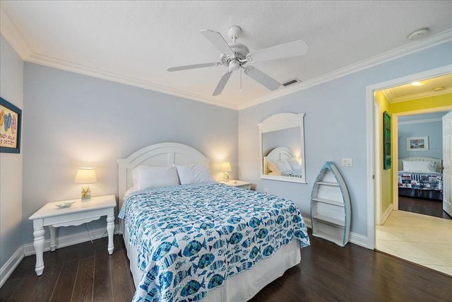 2843 NEW ENGLAND STREET, Sarasota, FL 34231