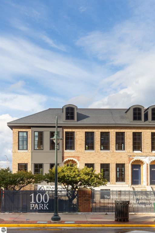 Image 13 of property listing at 100 N Park # A, Traverse City, MI 49684