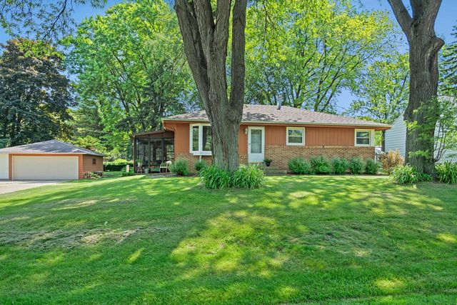 7820 N 46th STREET, Brown Deer, WI 53223
