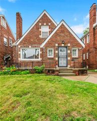 18951 Santa Rosa Drive, Detroit, MI 48221