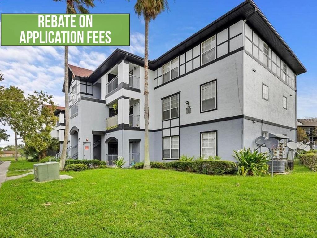 3701 CASTLE PINES LANE 3927, Orlando, FL 32839