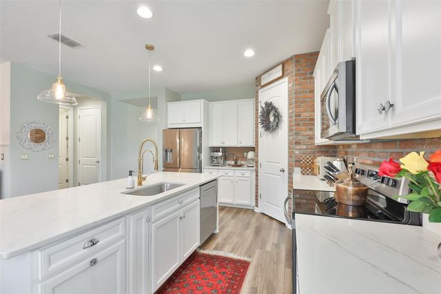 11527 CEDAR VALLEY DRIVE, Riverview, FL 33569
