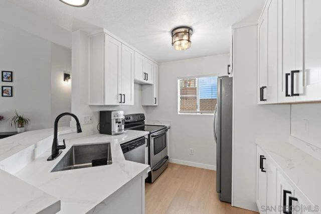 7048 Camino Degrazia 237, San Diego, CA 92111
