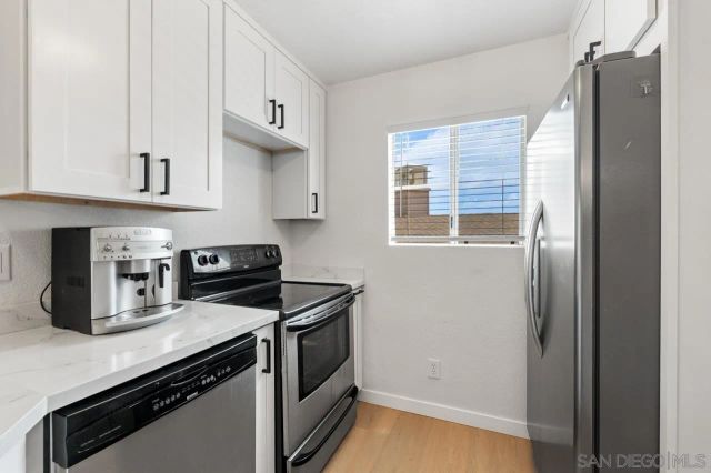 7048 Camino Degrazia 237, San Diego, CA 92111