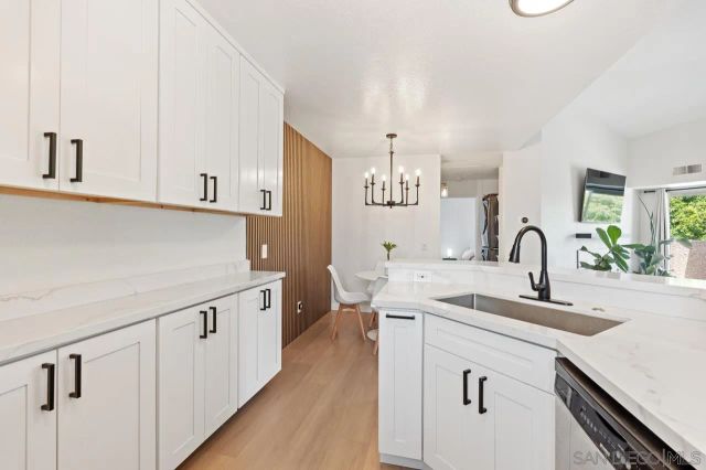 7048 Camino Degrazia 237, San Diego, CA 92111