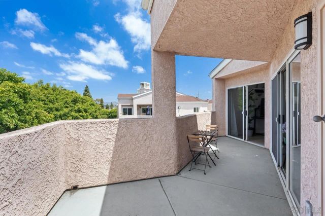 7048 Camino Degrazia 237, San Diego, CA 92111