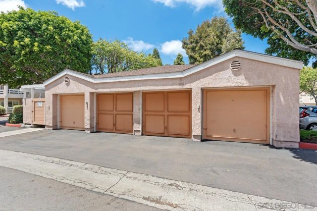 7048 Camino Degrazia 237, San Diego, CA 92111