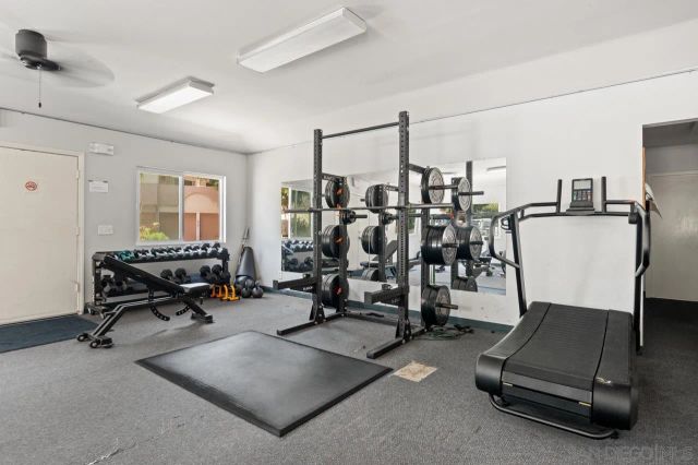 7048 Camino Degrazia 237, San Diego, CA 92111