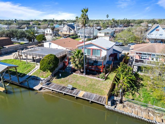 3211 Laguna Shores Road, Corpus Christi, TX 78418