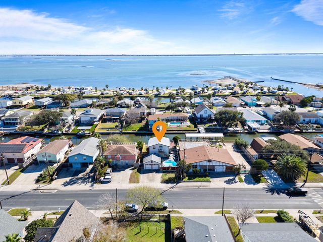 3211 Laguna Shores Road, Corpus Christi, TX 78418