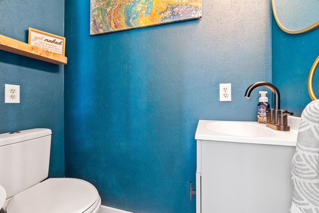 3211 Laguna Shores Road, Corpus Christi, TX 78418