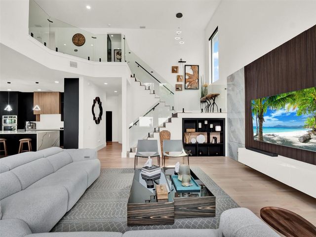 9111 MID PINES COURT, Orlando, FL 32819