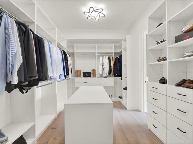 9111 MID PINES COURT, Orlando, FL 32819