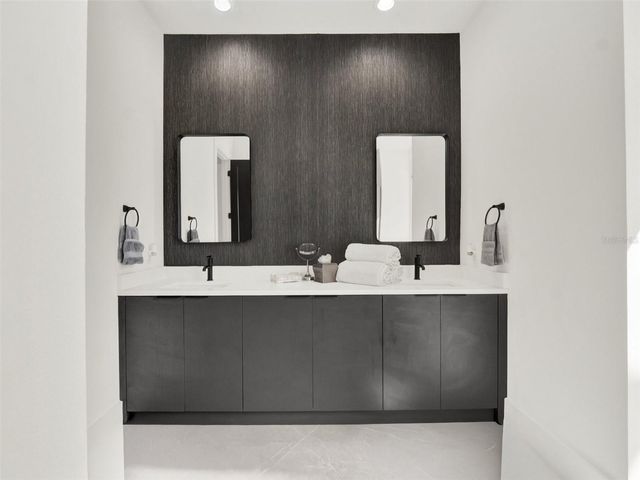 9111 MID PINES COURT, Orlando, FL 32819