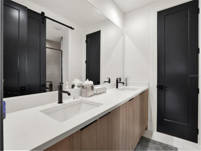 9111 MID PINES COURT, Orlando, FL 32819