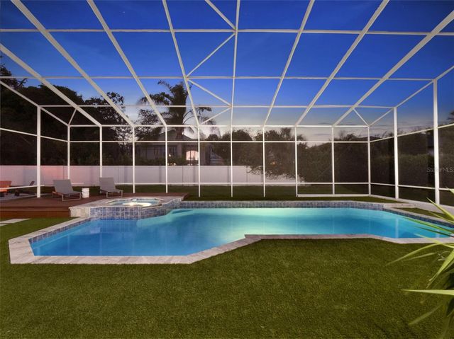 9111 MID PINES COURT, Orlando, FL 32819