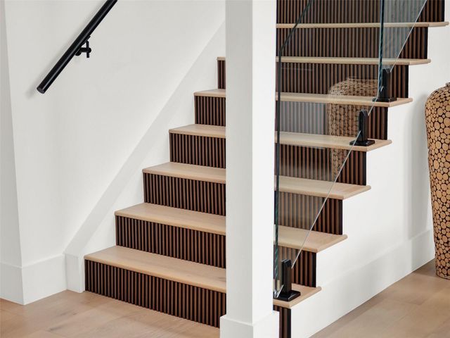 9111 MID PINES COURT, Orlando, FL 32819