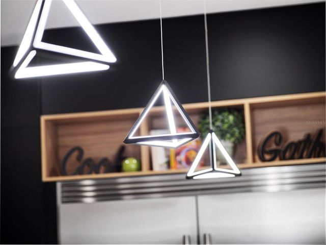 9111 MID PINES COURT, Orlando, FL 32819