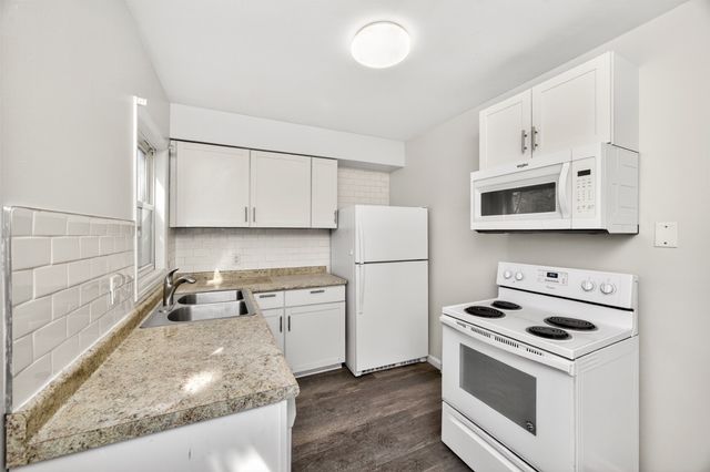 3100 Garden Avenue, Des Moines, IA 50310