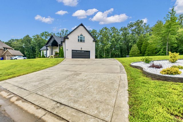 1381 Reda Drive, Clarksville, TN 37042
