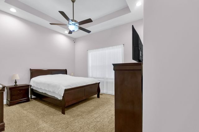 1381 Reda Drive, Clarksville, TN 37042