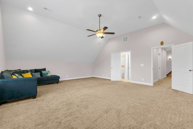 1381 Reda Drive, Clarksville, TN 37042