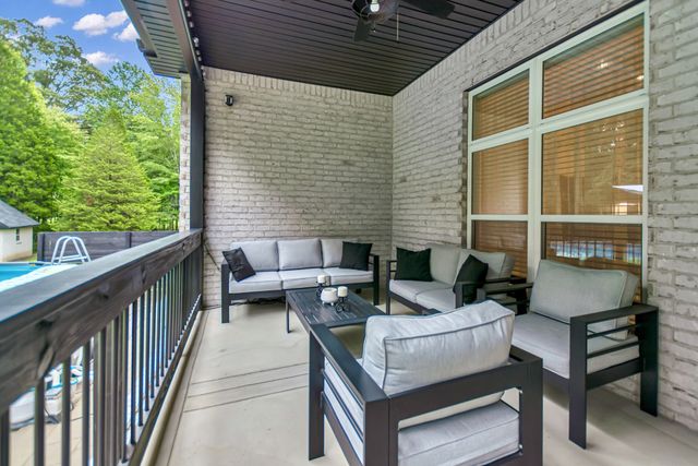1381 Reda Drive, Clarksville, TN 37042
