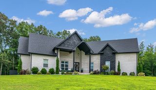 1381 Reda Drive, Clarksville, TN 37042