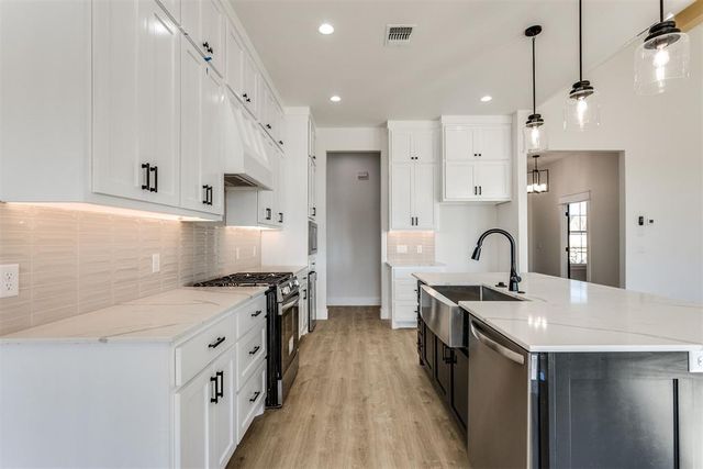 2220 SW 160th Street, Oklahoma City, OK 73170