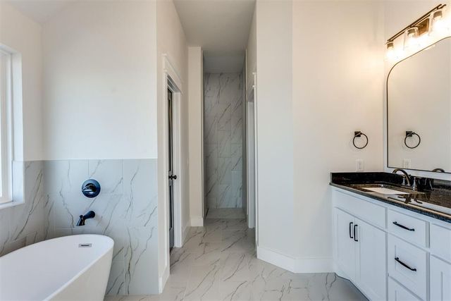 2220 SW 160th Street, Oklahoma City, OK 73170