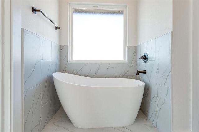 2220 SW 160th Street, Oklahoma City, OK 73170