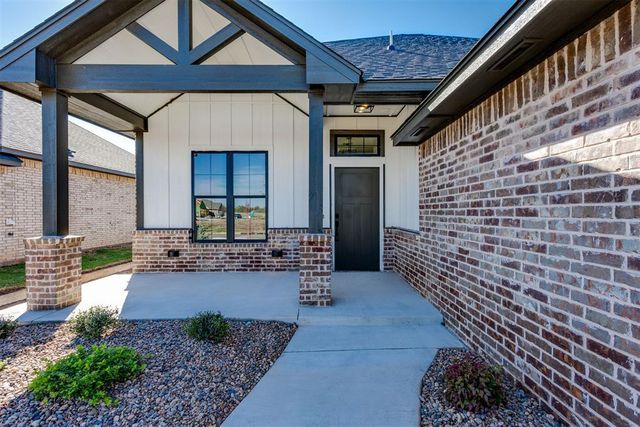 2220 SW 160th Street, Oklahoma City, OK 73170