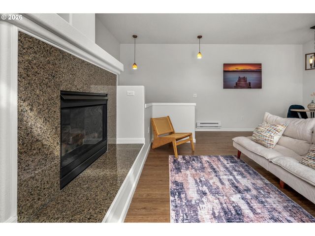 15040 Sw MALLARD Dr 203, Beaverton, OR 97007