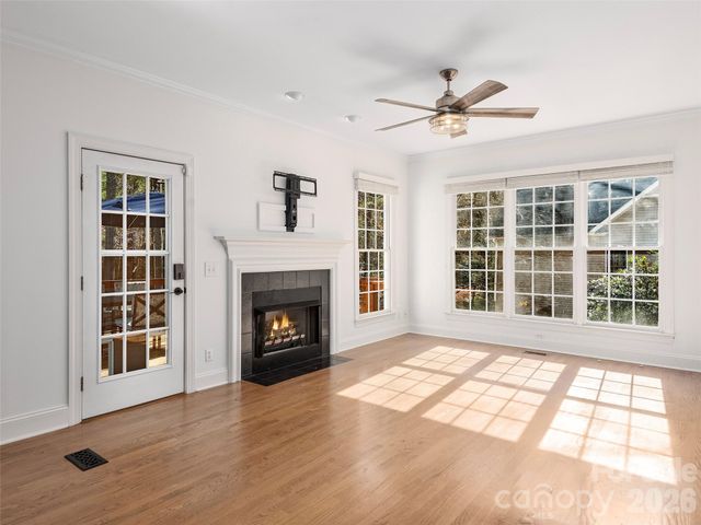 906 Woodvine Road, Asheville, NC 28803