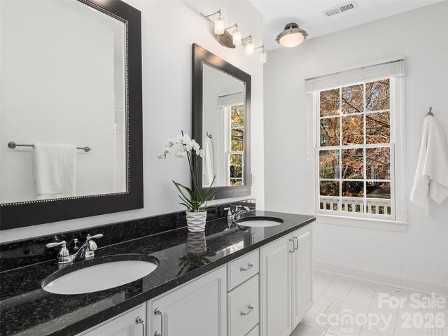 906 Woodvine Road, Asheville, NC 28803