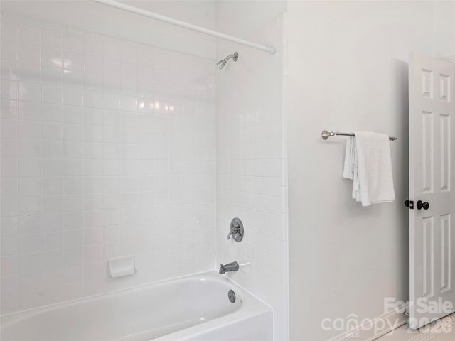 906 Woodvine Road, Asheville, NC 28803