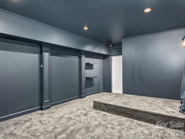 906 Woodvine Road, Asheville, NC 28803